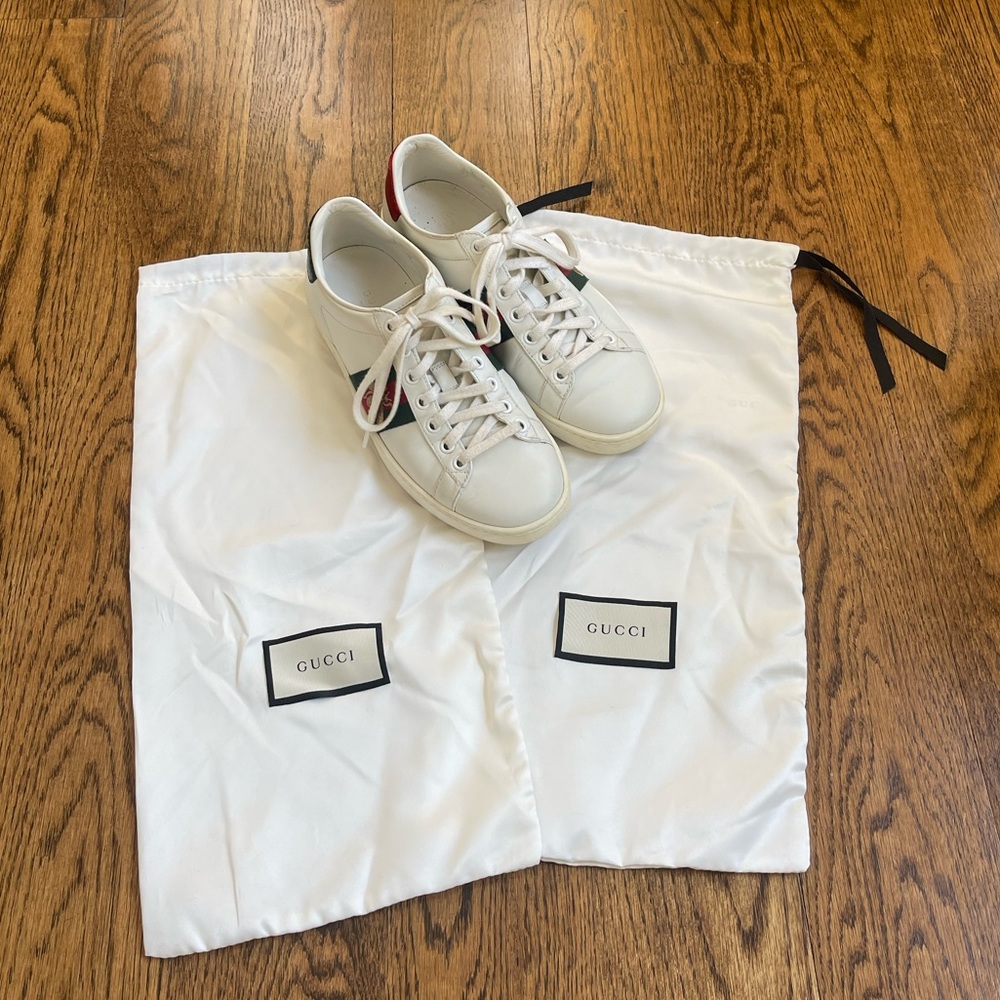 GUCCI: SNEAKERS